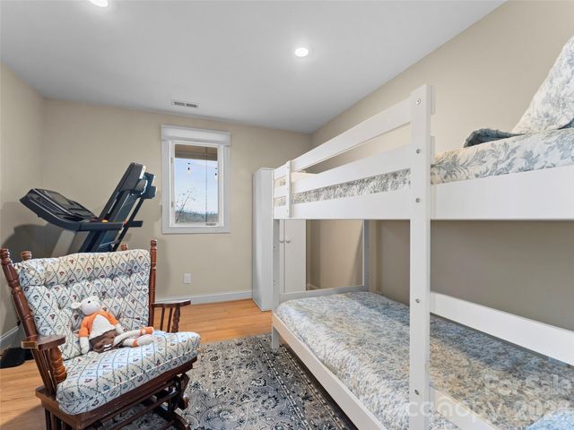 67 Ossarooga Court, Brevard, NC 28712