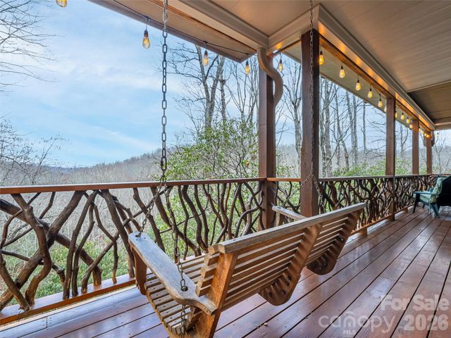 67 Ossarooga Court, Brevard, NC 28712