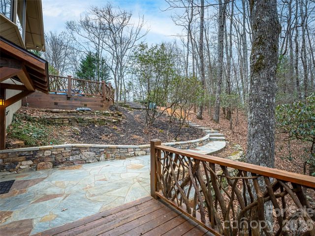 67 Ossarooga Court, Brevard, NC 28712