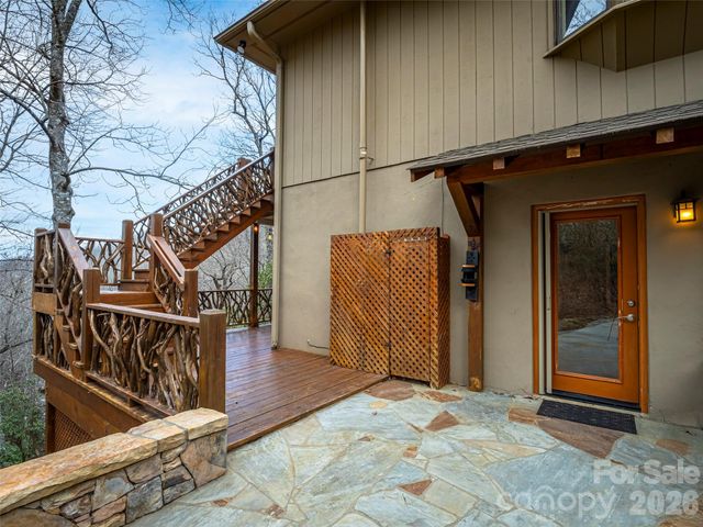 67 Ossarooga Court, Brevard, NC 28712