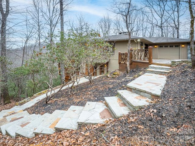 67 Ossarooga Court, Brevard, NC 28712