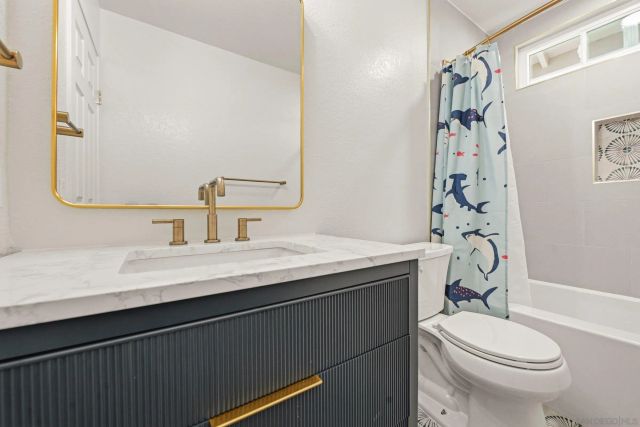 13235 Bavarian, San Diego, CA 92129