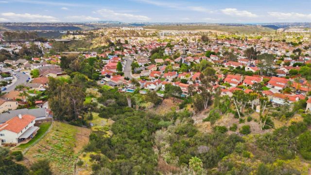 13235 Bavarian, San Diego, CA 92129