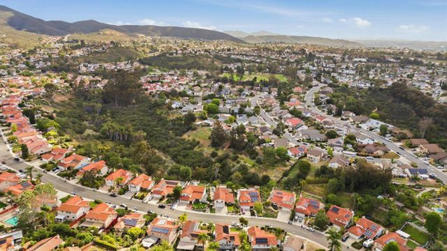 13235 Bavarian, San Diego, CA 92129