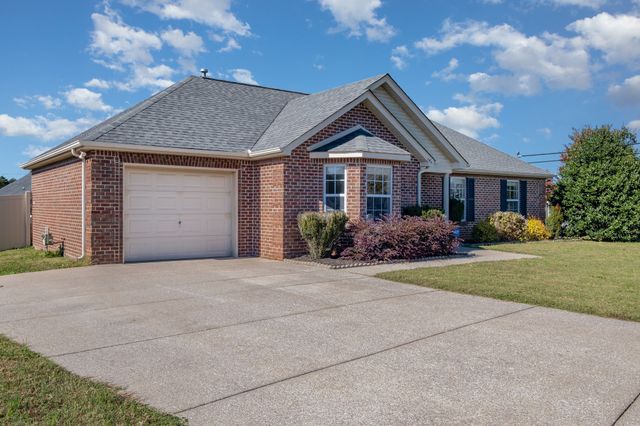 105 Blythe Ct, Smyrna, TN 37167