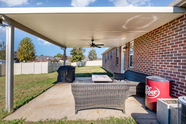 105 Blythe Ct, Smyrna, TN 37167