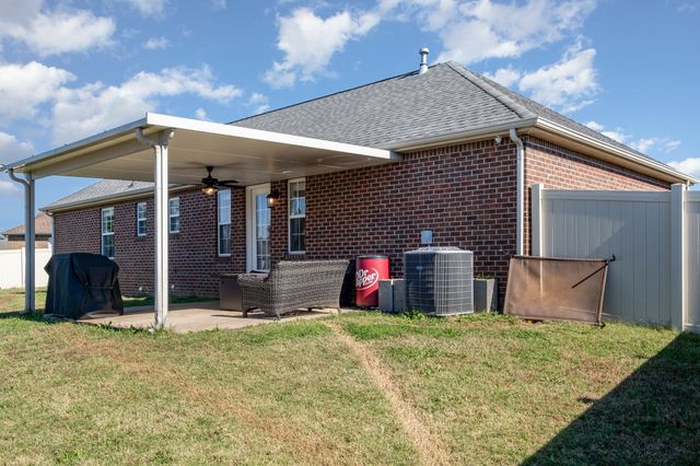 105 Blythe Ct, Smyrna, TN 37167