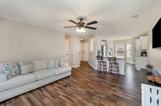 105 Blythe Ct, Smyrna, TN 37167