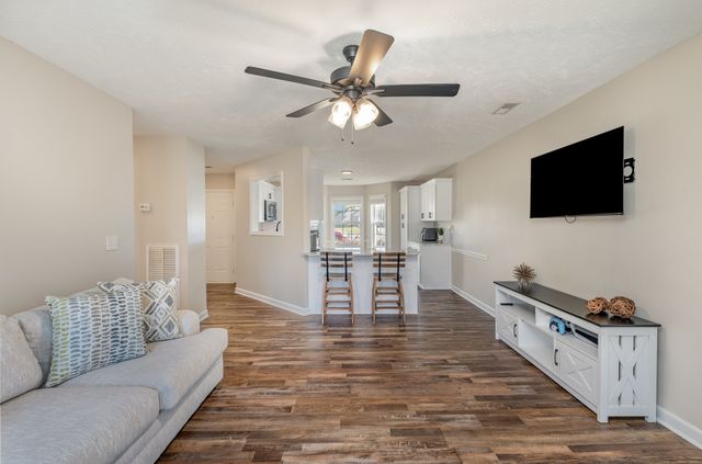105 Blythe Ct, Smyrna, TN 37167