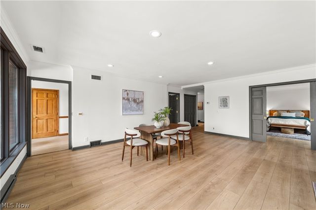 5200 Three Village Drive LLB, Lyndhurst, OH 44124