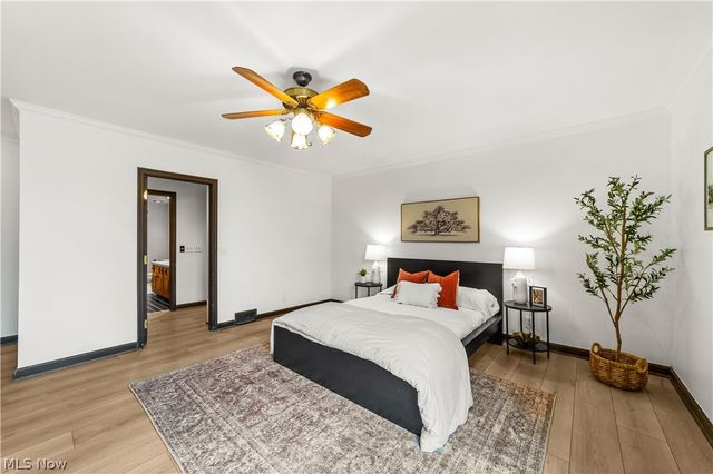 5200 Three Village Drive LLB, Lyndhurst, OH 44124