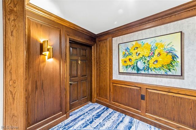 5200 Three Village Drive LLB, Lyndhurst, OH 44124