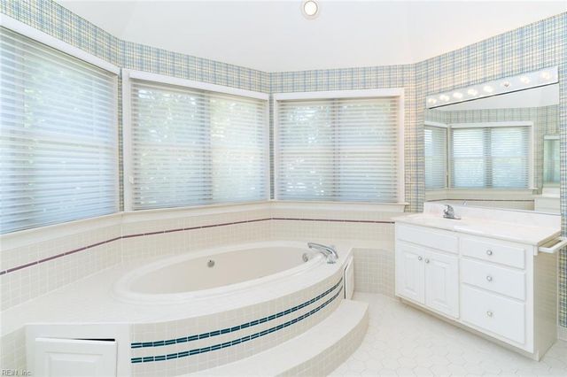 4636 Church Point PL, Virginia Beach, VA 23455