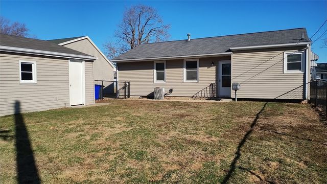 2729 14th Avenue SE, Cedar Rapids, IA 52403
