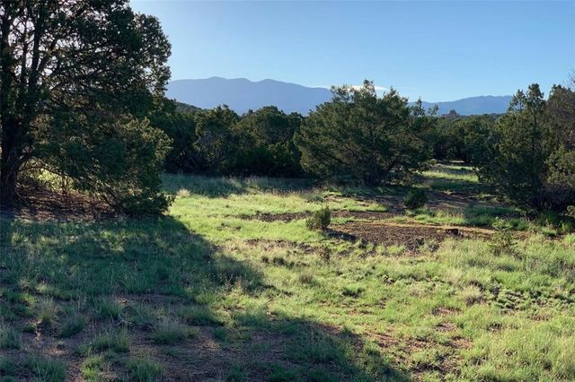 18 Sundance Drive, Santa Fe, NM 87506