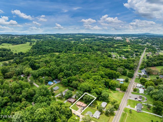 126 Dennison Drive, Whitesburg, TN 37891