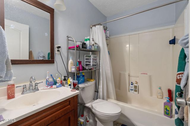 126 Dennison Drive, Whitesburg, TN 37891