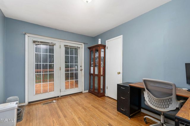 126 Dennison Drive, Whitesburg, TN 37891
