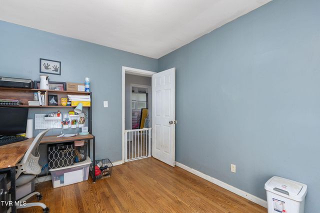 126 Dennison Drive, Whitesburg, TN 37891