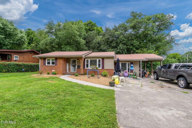 126 Dennison Drive, Whitesburg, TN 37891