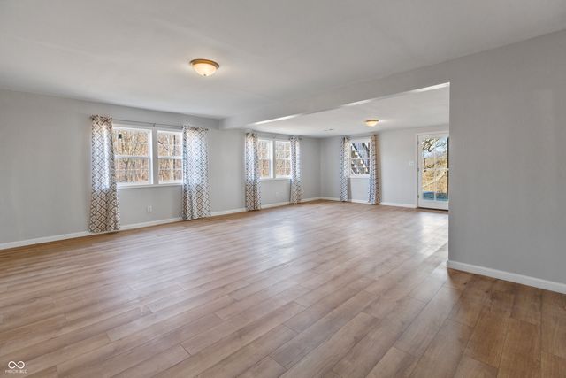 6258 Eldridge Road, Terre Haute, IN 47802