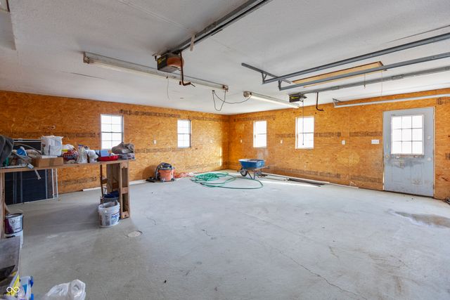 6258 Eldridge Road, Terre Haute, IN 47802