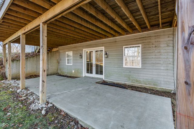 6258 Eldridge Road, Terre Haute, IN 47802