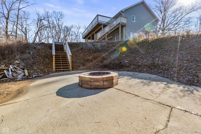 6258 Eldridge Road, Terre Haute, IN 47802