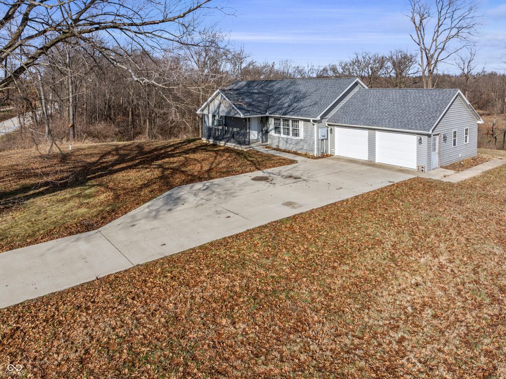 6258 Eldridge Road, Terre Haute, IN 47802