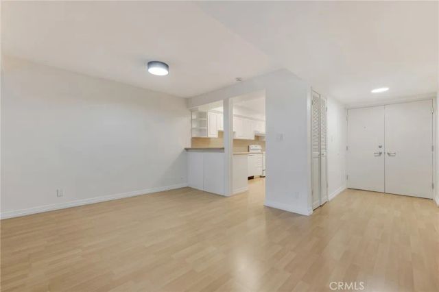 4807 Woodley Avenue 208, Encino, CA 91436