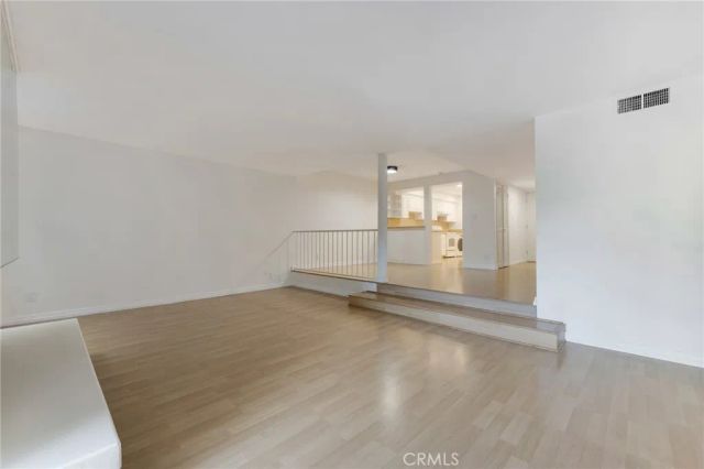 4807 Woodley Avenue 208, Encino, CA 91436