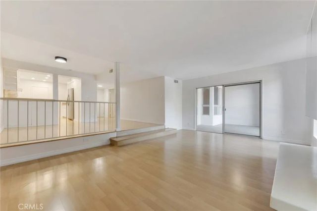 4807 Woodley Avenue 208, Encino, CA 91436