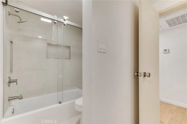 4807 Woodley Avenue 208, Encino, CA 91436