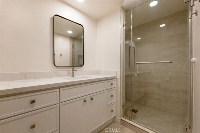 4807 Woodley Avenue 208, Encino, CA 91436