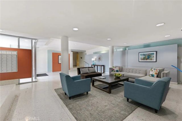 4807 Woodley Avenue 208, Encino, CA 91436