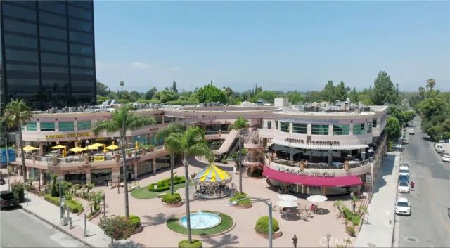 4807 Woodley Avenue 208, Encino, CA 91436