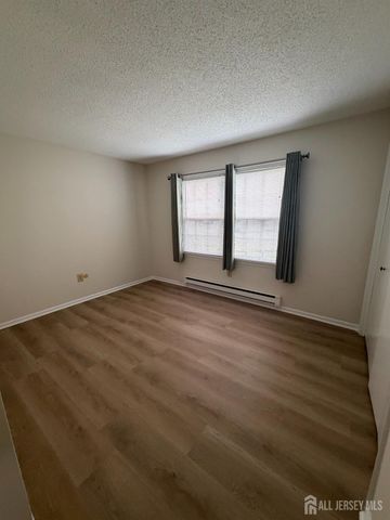 493-B Somerset Lane, Monroe, NJ 08831