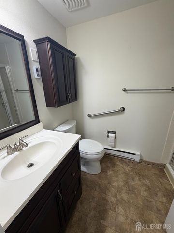 493-B Somerset Lane, Monroe, NJ 08831
