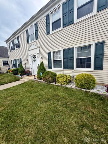 493-B Somerset Lane, Monroe, NJ 08831