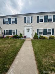 493-B Somerset Lane, Monroe, NJ 08831