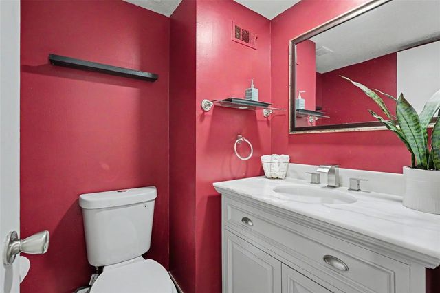 4505 LA CAPRI COURT, Tampa, FL 33611