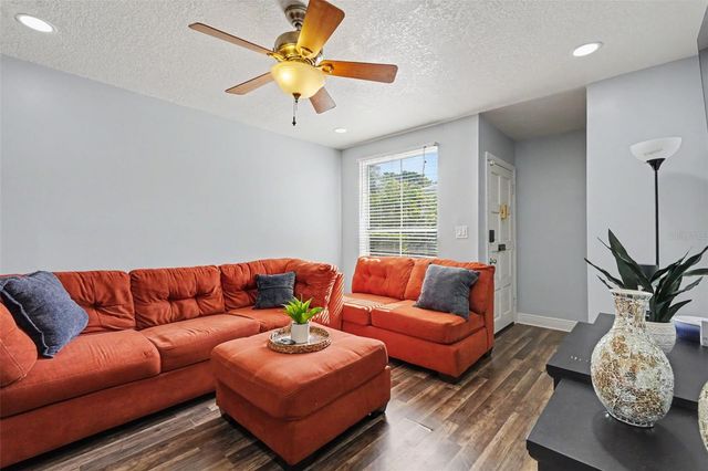 4505 LA CAPRI COURT, Tampa, FL 33611