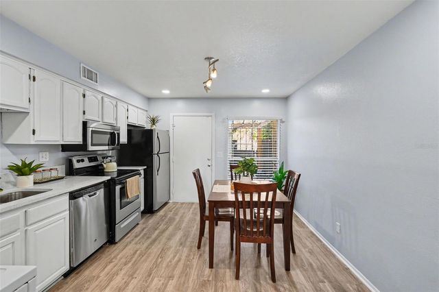 4505 LA CAPRI COURT, Tampa, FL 33611