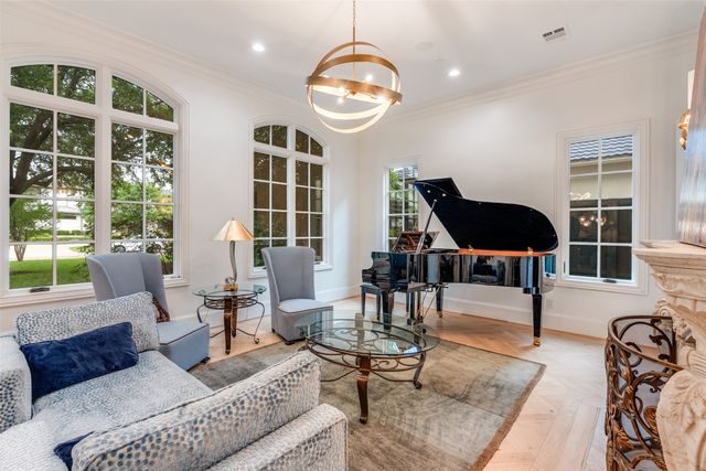6430 Stefani Drive, Dallas, TX 75225