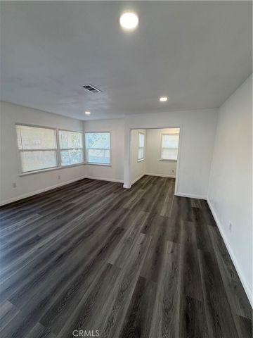 7248 Kensington Court, Highland, CA 92346