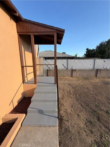 7248 Kensington Court, Highland, CA 92346