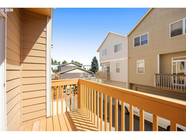 17369 Sw SARAH ELLEN Ct, Beaverton, OR 97078