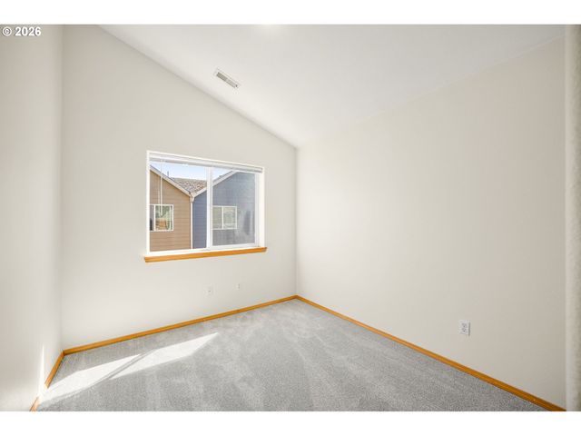 17369 Sw SARAH ELLEN Ct, Beaverton, OR 97078