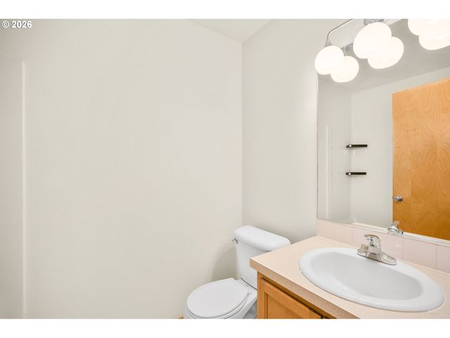 17369 Sw SARAH ELLEN Ct, Beaverton, OR 97078