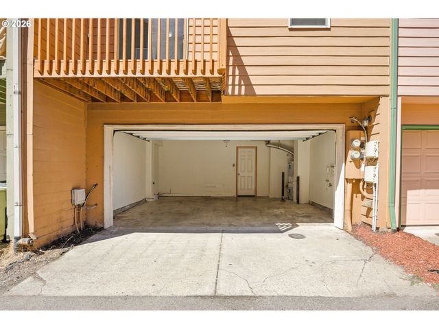 17369 Sw SARAH ELLEN Ct, Beaverton, OR 97078